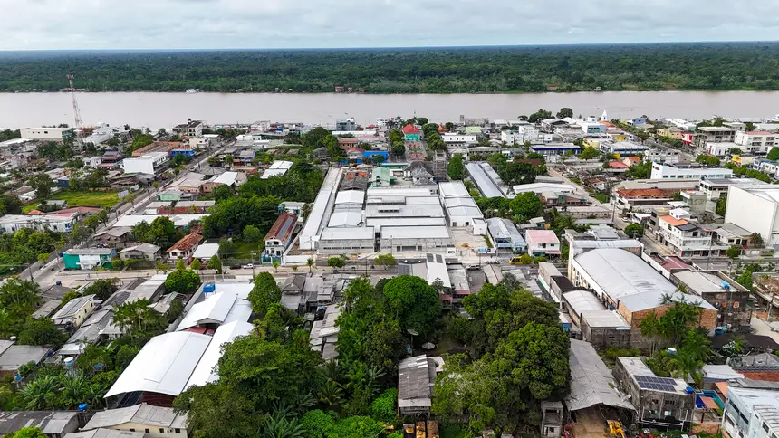 default <div class='credito_fotos'>Foto: Vinicius Pinto / Ag. Pará   |   <a href='/midias/2025/originais/20251126110803-GF00025705-F00472391.jpg' download><i class='fa-solid fa-download'></i> Download</a></div>