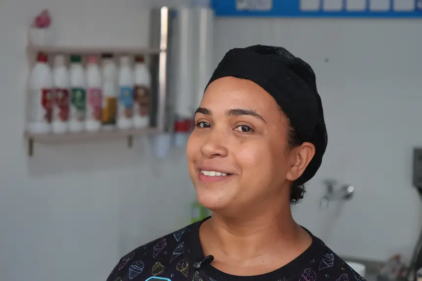 Kelly Silva, comerciante <div class='credito_fotos'>Foto: Bruno Cecim / Ag.Pará   |   <a href='/midias/2025/originais/20251126184555-GF00025715-F00472589.jpg' download><i class='fa-solid fa-download'></i> Download</a></div>