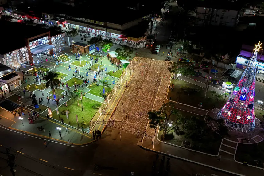  <div class='credito_fotos'>Foto: Edivaldo Sodré / Ag. Pará   |   <a href='/midias/2025/originais/20251126214852-GF00025718-F00472659.jpg' download><i class='fa-solid fa-download'></i> Download</a></div>