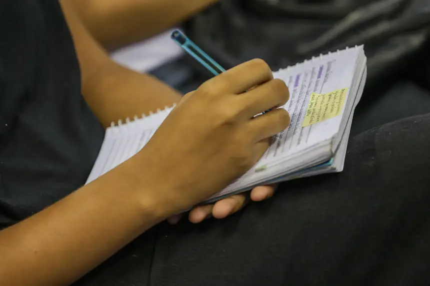  <div class='credito_fotos'>Foto: Pedro Guerreiro / Ag. Pará   |   <a href='/midias/2025/originais/20251128115110-GF00025725-F00472876.jpg' download><i class='fa-solid fa-download'></i> Download</a></div>