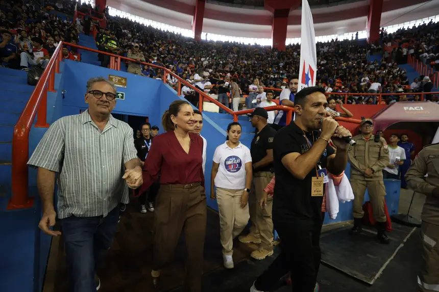  <div class='credito_fotos'>Foto: Rodrigo Pinheiro / Ag.Pará   |   <a href='/midias/2025/originais/20251128140510-GF00025731-F00473133.jpg' download><i class='fa-solid fa-download'></i> Download</a></div>