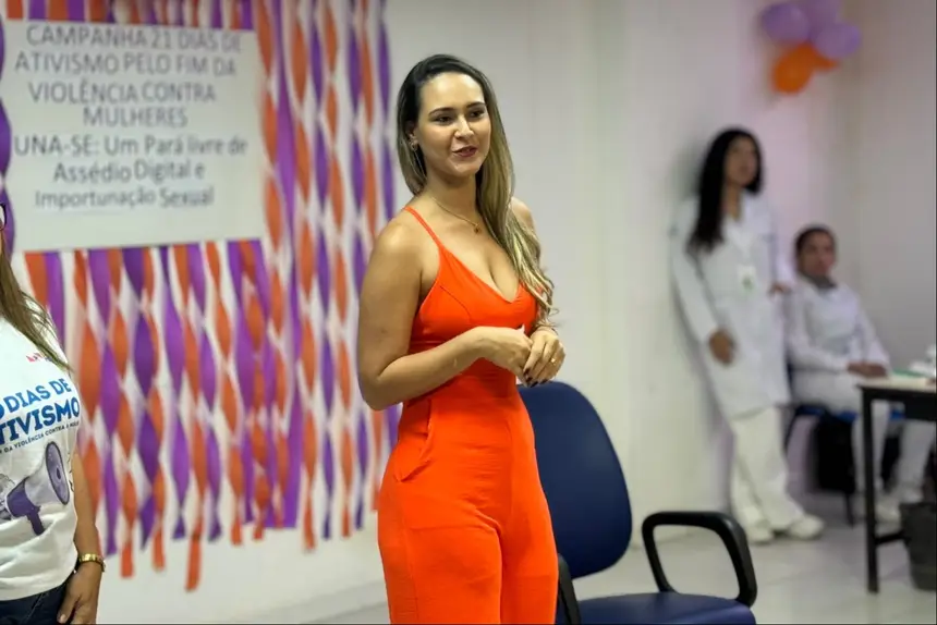 Bruna Castelo Branco, coordenadora da ParáPaz Mulher, falando sobre a campanha dos 21 Dias de Ativismo.