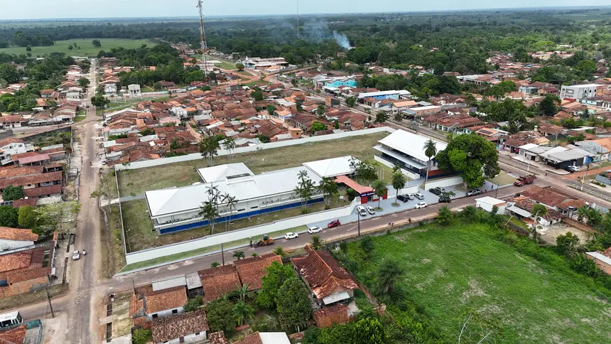 default <div class='credito_fotos'>Foto: Vinicius Pinto / Ag. Pará   |   <a href='/midias/2025/originais/20251201130916-GF00025742-F00473626.jpg' download><i class='fa-solid fa-download'></i> Download</a></div>