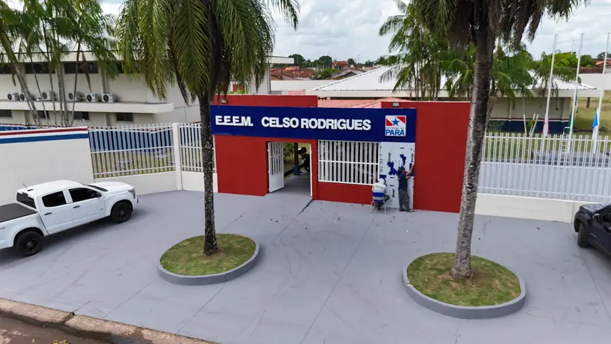 default <div class='credito_fotos'>Foto: Vinicius Pinto / Ag. Pará   |   <a href='/midias/2025/originais/20251201130925-GF00025742-F00473631.jpg' download><i class='fa-solid fa-download'></i> Download</a></div>