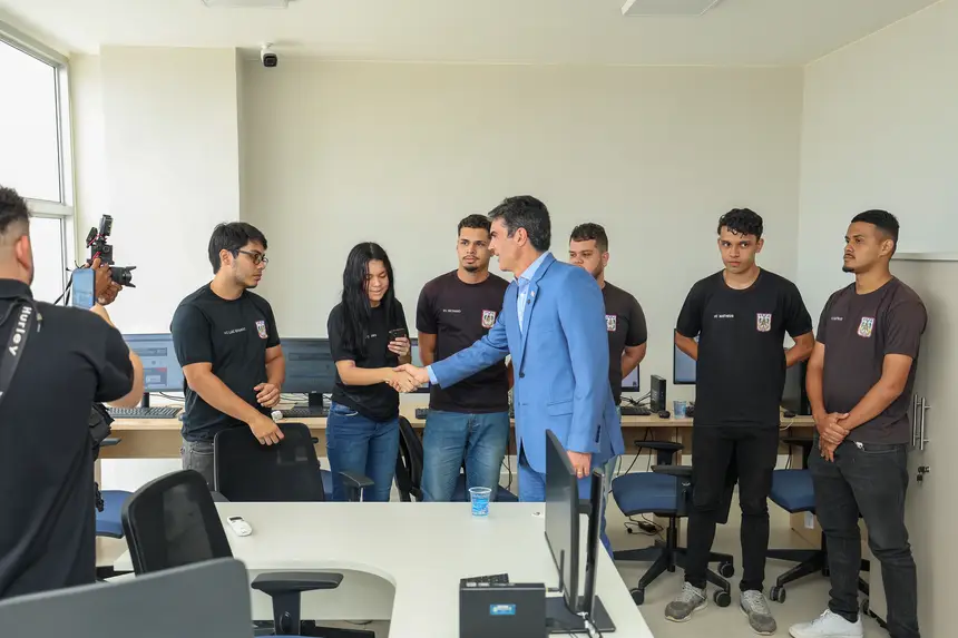  <div class='credito_fotos'>Foto: Marco Santos / Ag. Pará   |   <a href='/midias/2025/originais/20251201132302-GF00025743-F00473644.jpg' download><i class='fa-solid fa-download'></i> Download</a></div>