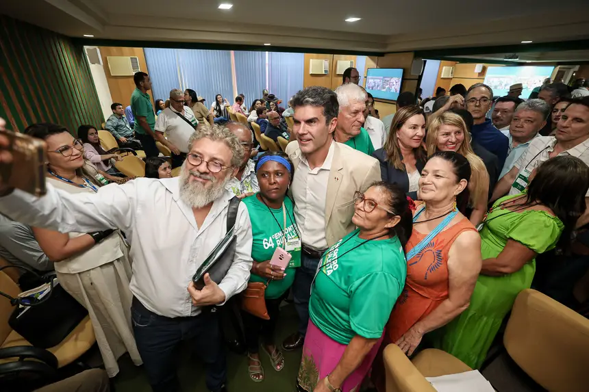  <div class='credito_fotos'>Foto: Marco Santos / Ag. Pará   |   <a href='/midias/2025/originais/20251202165326-GF00025749-F00473824.jpg' download><i class='fa-solid fa-download'></i> Download</a></div>