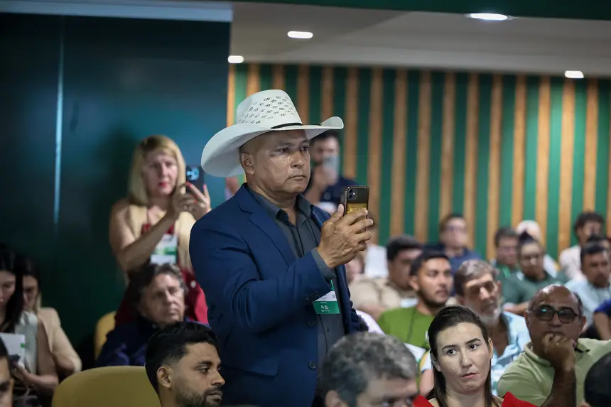  <div class='credito_fotos'>Foto: Marco Santos / Ag. Pará   |   <a href='/midias/2025/originais/20251202165346-GF00025749-F00473835.jpg' download><i class='fa-solid fa-download'></i> Download</a></div>