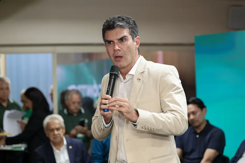  <div class='credito_fotos'>Foto: Marco Santos / Ag. Pará   |   <a href='/midias/2025/originais/20251202165350-GF00025749-F00473837.jpg' download><i class='fa-solid fa-download'></i> Download</a></div>