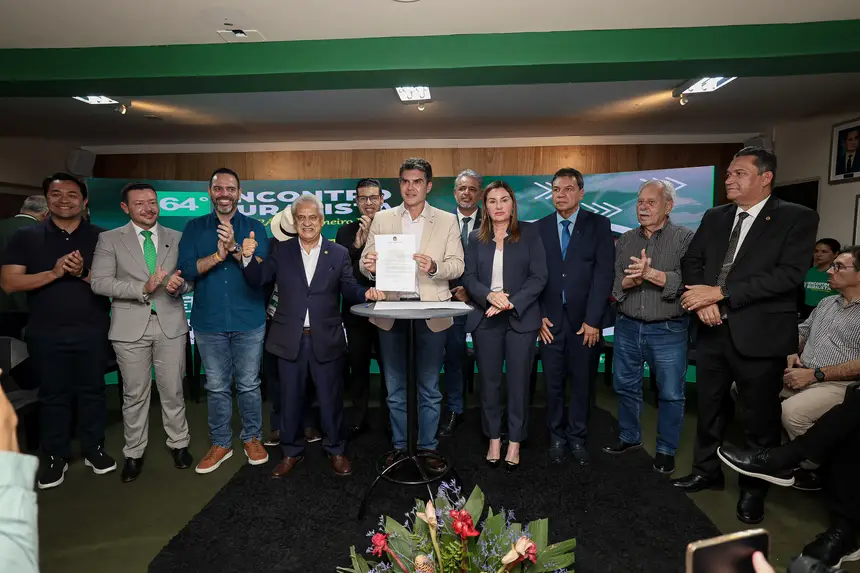  <div class='credito_fotos'>Foto: Marco Santos / Ag. Pará   |   <a href='/midias/2025/originais/20251202165359-GF00025749-F00473842.jpg' download><i class='fa-solid fa-download'></i> Download</a></div>