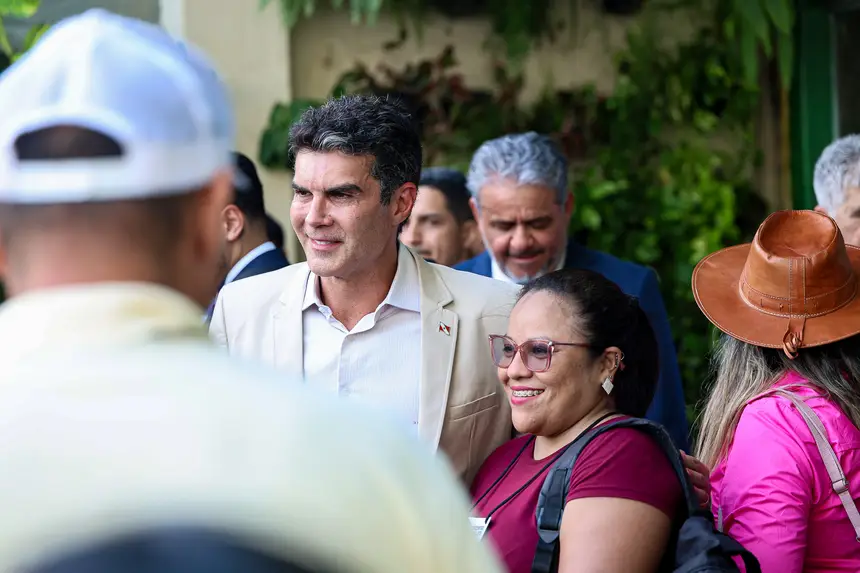  <div class='credito_fotos'>Foto: Marco Santos / Ag. Pará   |   <a href='/midias/2025/originais/20251202165413-GF00025749-F00473850.jpg' download><i class='fa-solid fa-download'></i> Download</a></div>