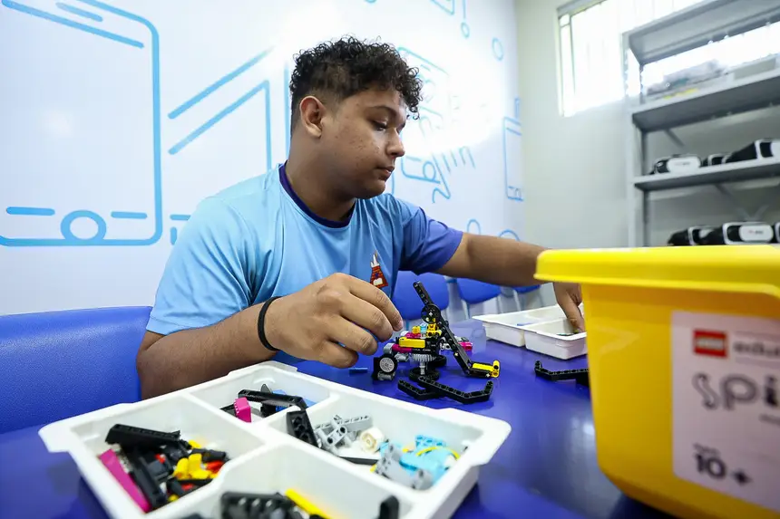  <div class='credito_fotos'>Foto: Alex Ribeiro / Ag. Pará   |   <a href='/midias/2025/originais/20251202180633-GF00025751-F00473908.jpg' download><i class='fa-solid fa-download'></i> Download</a></div>