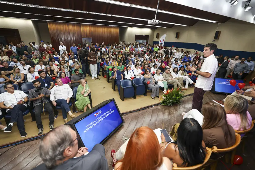  <div class='credito_fotos'>Foto: Marco Santos / Ag. Pará   |   <a href='/midias/2025/originais/20251203152123-GF00025761-F00474344.jpg' download><i class='fa-solid fa-download'></i> Download</a></div>