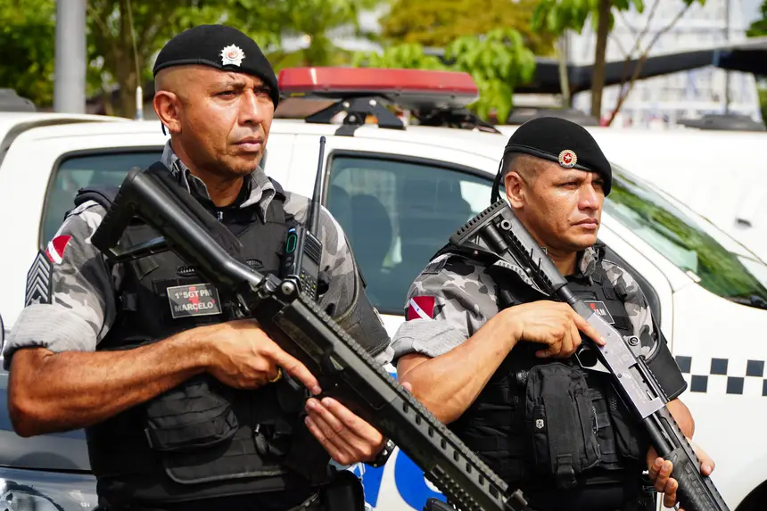  <div class='credito_fotos'>Foto: Diego Garcia / Ag. Pará &nbsp;&nbsp;|&nbsp;&nbsp; <a href='/midias/2025/originais/20251205132231-GF00025792-F00475298.jpg' download><i class='fa-solid fa-download'></i> Download</a></div>