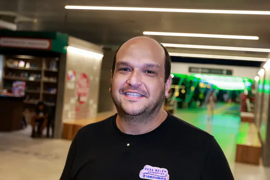 Tiago Elarrat da Costa, empreendedor <div class='credito_fotos'>Foto: Marcelo Lelis / Ag. Pará &nbsp;&nbsp;|&nbsp;&nbsp; <a href='/midias/2025/originais/20251211195154-GF00025856-F00477563.jpg' download><i class='fa-solid fa-download'></i> Download</a></div>