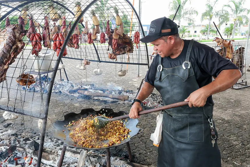  <div class='credito_fotos'>Foto: Alex Ribeiro / Ag. Pará &nbsp;&nbsp;|&nbsp;&nbsp; <a href='/midias/2025/originais/20251217103542-GF00025897-F00478926.jpg' download><i class='fa-solid fa-download'></i> Download</a></div>