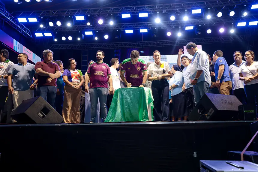  <div class='credito_fotos'>Foto: Alex Ribeiro / Ag. Pará &nbsp;&nbsp;|&nbsp;&nbsp; <a href='/midias/2025/originais/20251223195319-GF00025957-F00480605.jpg' download><i class='fa-solid fa-download'></i> Download</a></div>