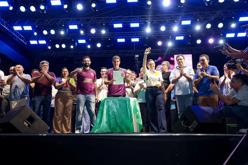  <div class='credito_fotos'>Foto: Alex Ribeiro / Ag. Pará &nbsp;&nbsp;|&nbsp;&nbsp; <a href='/midias/2025/originais/20251223195327-GF00025957-F00480611.jpg' download><i class='fa-solid fa-download'></i> Download</a></div>