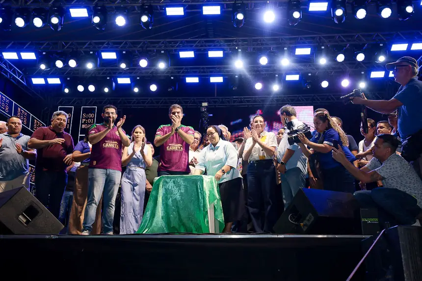  <div class='credito_fotos'>Foto: Alex Ribeiro / Ag. Pará &nbsp;&nbsp;|&nbsp;&nbsp; <a href='/midias/2025/originais/20251223195336-GF00025957-F00480618.jpg' download><i class='fa-solid fa-download'></i> Download</a></div>