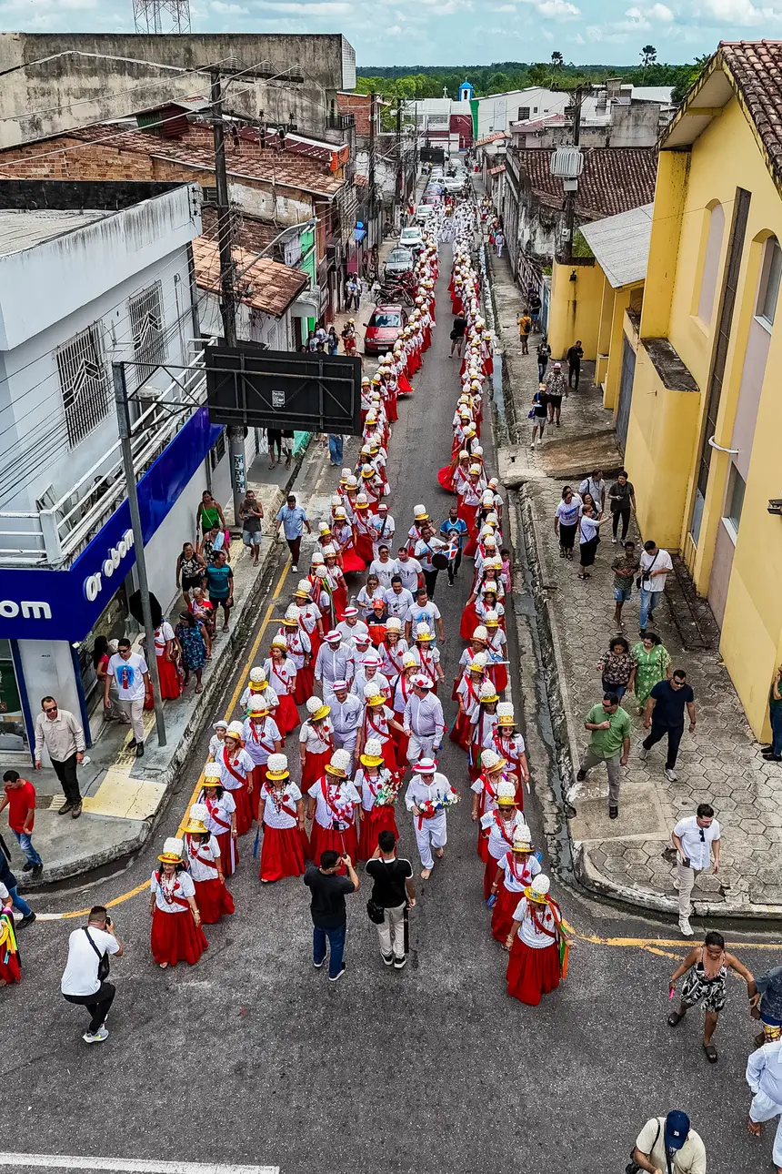 default <div class='credito_fotos'>Foto: Alexandre Costa / Ag. Pará &nbsp;&nbsp;|&nbsp;&nbsp; <a href='/midias/2025/originais/20251226143220-GF00025971-F00480867.jpg' download><i class='fa-solid fa-download'></i> Download</a></div>