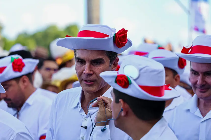  <div class='credito_fotos'>Foto: Marco Santos / Ag. Pará &nbsp;&nbsp;|&nbsp;&nbsp; <a href='/midias/2025/originais/20251226181912-GF00025973-F00481008.jpg' download><i class='fa-solid fa-download'></i> Download</a></div>