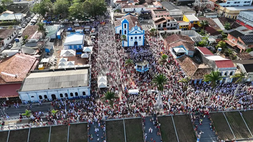  <div class='credito_fotos'>Foto: Roni Moreira / Ag. Pará &nbsp;&nbsp;|&nbsp;&nbsp; <a href='/midias/2025/originais/20251226195010-GF00025974-F00481039.jpg' download><i class='fa-solid fa-download'></i> Download</a></div>