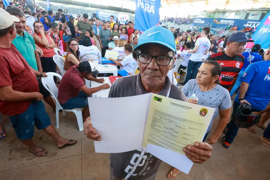 Valdemar Rodrigues da Silva, agricultor <div class='credito_fotos'>Foto: Marcelo Lelis / Ag. Pará &nbsp;&nbsp;|&nbsp;&nbsp; <a href='/midias/2025/originais/20251227103429-GF00025975-F00481063.jpg' download><i class='fa-solid fa-download'></i> Download</a></div>