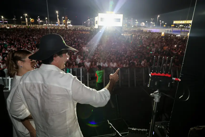  <div class='credito_fotos'>Foto: Marco Santos / Ag. Pará &nbsp;&nbsp;|&nbsp;&nbsp; <a href='/midias/2025/originais/20251231225812-GF00025993-F00481704.jpg' download><i class='fa-solid fa-download'></i> Download</a></div>