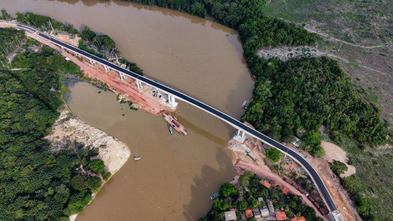  Ponte sobre o Alto Rio Capim, na Rodovia PA-256, que liga os municípios de Ipixuna do Pará e Paragominas, no nordeste paraense

PAULO CEZAR/AGENCIA PRÁ <div class='credito_fotos'>Foto: Paulo Cézar / Ag. Pará   |   <a href='/midias/2025/originais/22724_4523b2ee-b7fd-fc47-9d35-d1d1bfa42497.jpg' download><i class='fa-solid fa-download'></i> Download</a></div>