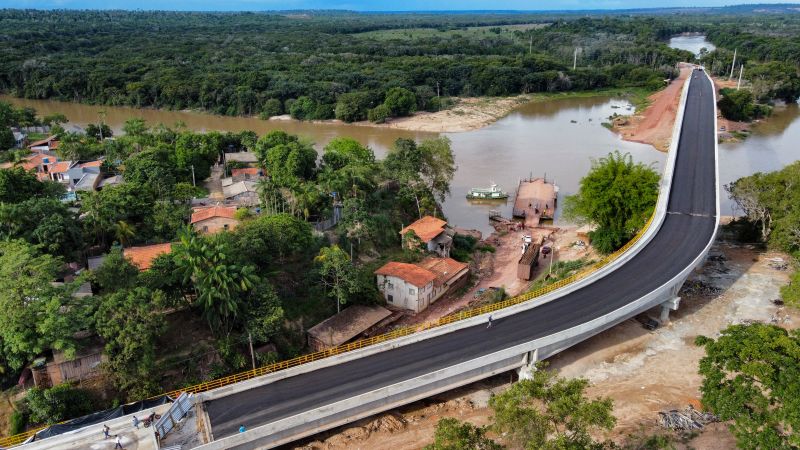  Ponte sobre o Alto Rio Capim, na Rodovia PA-256, que liga os municípios de Ipixuna do Pará e Paragominas, no nordeste paraense

PAULO CEZAR/AGENCIA PRÁ <div class='credito_fotos'>Foto: Paulo Cézar / Ag. Pará   |   <a href='/midias/2025/originais/22724_45c4b359-69a2-f9b6-c705-593c769a74e8.jpg' download><i class='fa-solid fa-download'></i> Download</a></div>