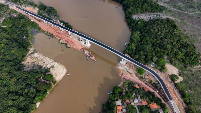  Ponte sobre o Alto Rio Capim, na Rodovia PA-256, que liga os municípios de Ipixuna do Pará e Paragominas, no nordeste paraense

PAULO CEZAR/AGENCIA PRÁ <div class='credito_fotos'>Foto: Paulo Cézar / Ag. Pará   |   <a href='/midias/2025/originais/22724_8ce9ed7c-e116-2d1d-ae73-6172245dfebf.jpg' download><i class='fa-solid fa-download'></i> Download</a></div>