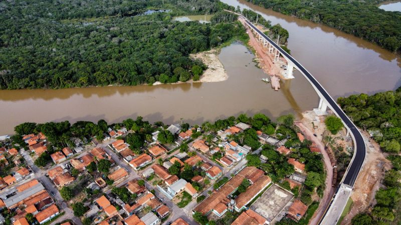  Ponte sobre o Alto Rio Capim, na Rodovia PA-256, que liga os municípios de Ipixuna do Pará e Paragominas, no nordeste paraense

PAULO CEZAR/AGENCIA PRÁ <div class='credito_fotos'>Foto: Paulo Cézar / Ag. Pará   |   <a href='/midias/2025/originais/22724_c7f13402-54b8-1be7-1aa3-b5a9a1c3ca03.jpg' download><i class='fa-solid fa-download'></i> Download</a></div>