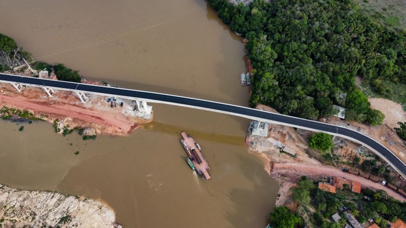  Ponte sobre o Alto Rio Capim, na Rodovia PA-256, que liga os municípios de Ipixuna do Pará e Paragominas, no nordeste paraense

PAULO CEZAR/AGENCIA PRÁ <div class='credito_fotos'>Foto: Paulo Cézar / Ag. Pará   |   <a href='/midias/2025/originais/22724_d3836d20-c3a3-330b-568c-2693286380c9.jpg' download><i class='fa-solid fa-download'></i> Download</a></div>