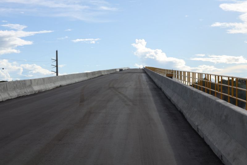  Ponte sobre o Alto Rio Capim, na Rodovia PA-256, que liga os municípios de Ipixuna do Pará e Paragominas, no nordeste paraense <div class='credito_fotos'>Foto: Alex Ribeiro / Ag. Pará   |   <a href='/midias/2025/originais/22725_5f56cbc4-a32d-ef3f-9cc6-c5f1358271c1.jpg' download><i class='fa-solid fa-download'></i> Download</a></div>