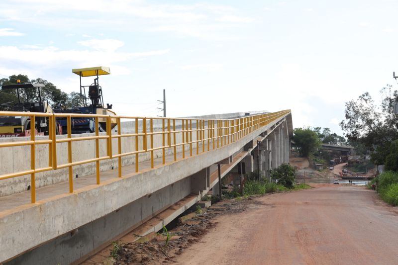  Ponte sobre o Alto Rio Capim, na Rodovia PA-256, que liga os municípios de Ipixuna do Pará e Paragominas, no nordeste paraense <div class='credito_fotos'>Foto: Alex Ribeiro / Ag. Pará   |   <a href='/midias/2025/originais/22725_dcfb3acc-17ec-cc79-e540-a64536f9be10.jpg' download><i class='fa-solid fa-download'></i> Download</a></div>