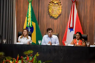 notícia: Governador e vice participam de reunião que formula Política Estadual de Educação Escolar Indígena