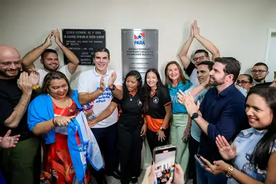 notícia: No bairro do Tapanã, Governo do Pará entrega 159ª escola estadual totalmente reconstruída