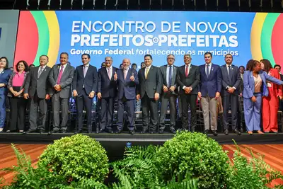 notícia: Governador Helder Barbalho é destaque no Encontro de Novos Prefeitos e Prefeitas