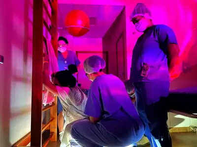 notícia: Mães de primeira viagem celebram o Dia das Mães com partos humanizados no maior hospital público do Pará