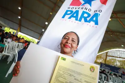 notícia: Governo do Pará realiza maior entrega de títulos de terra em Viseu