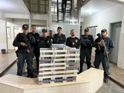 notícia:  Polícia Militar do Pará apreende 850 caixas de cigarros com irregularidades fiscais em Snatarém