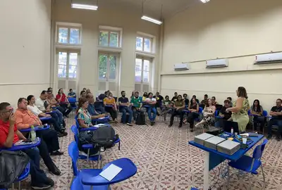 notícia: Professores de ensino médio da Seduc participam de formação sobre tecnologia e inovação pedagógica