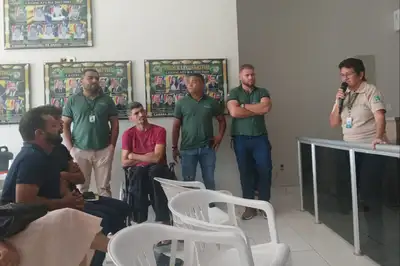 notícia: Ideflor-Bio realiza palestra com agricultores de Anapu