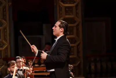 notícia: Orquestra do Theatro da Paz comemora 30 anos do Coro Carlos Gomes com Gala Lírica