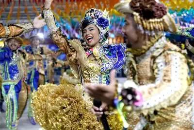 notícia: Público se despede do Arraial de Todos os Santos em uma noite de festa e prêmios 