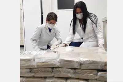notícia: Polícia Científica pericia maconha encontrada em air fryers