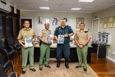 notícia: PMPA recebe comitiva da Polícia Militar do Piauí para intercâmbio de boas práticas administrativas