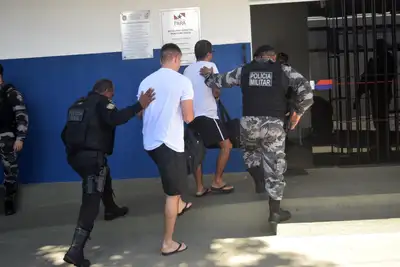 notícia: Transferência de custodiados para Batalhão Especial Penitenciário transcorre com sucesso