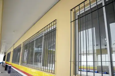 notícia: Programa da Seduc garante absorvente grátis nas escolas estaduais