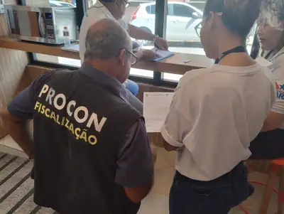 notícia: Procon Pará fiscaliza hotéis de Belém com foco nos direitos do consumidor 
