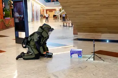 notícia: PMPA realiza simulação de crise com explosivos em shopping de Belém
